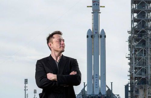 马斯克宣布：特斯拉将推出全新自动驾驶系统