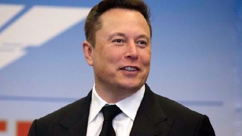 马斯克讲话结巴现象的深层原因解析
